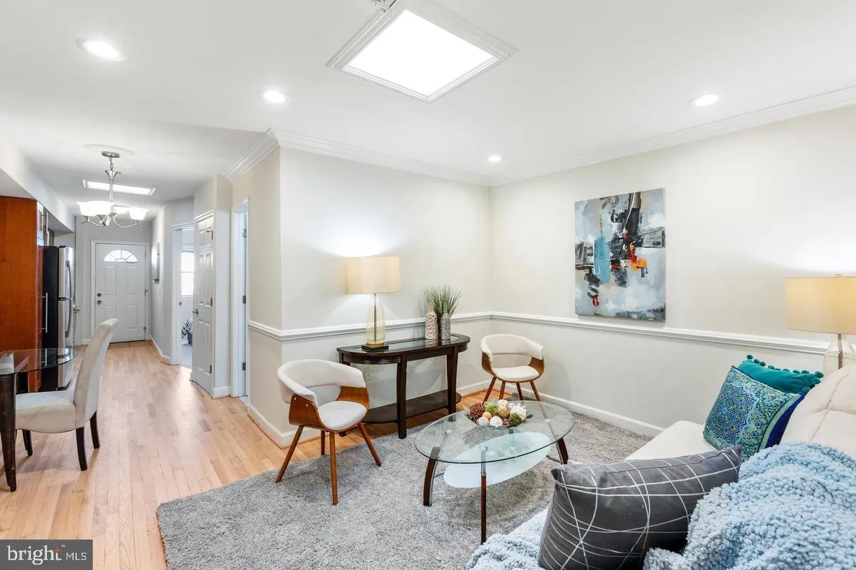 Washington Metro Area Real Estate | View 1229 18th St Ne, 201 | Listing