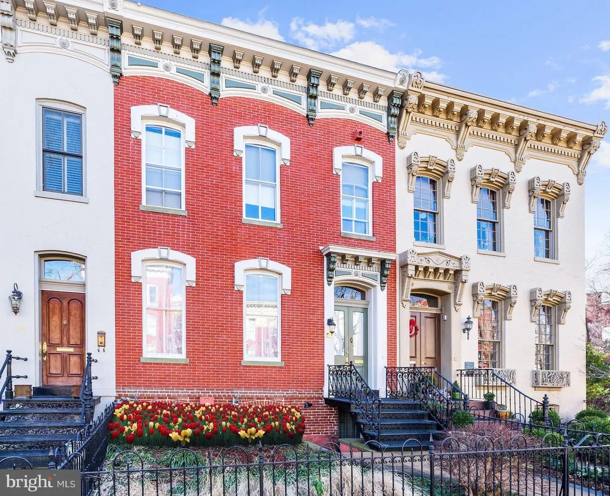 Washington Metro Area Real Estate | View 317 A St Se | 5 Beds