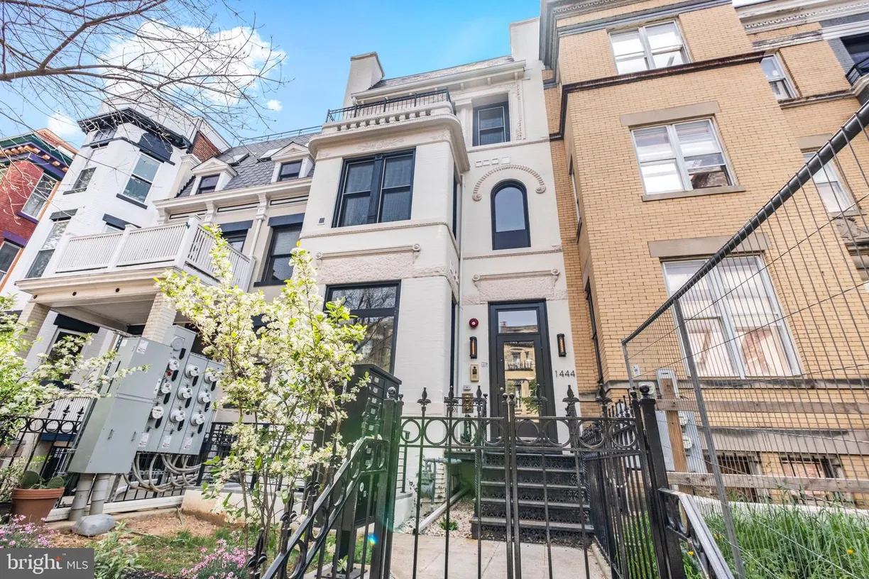 Washington Metro Area Real Estate | View 1444 Harvard St Nw, 001 | 1 Bed