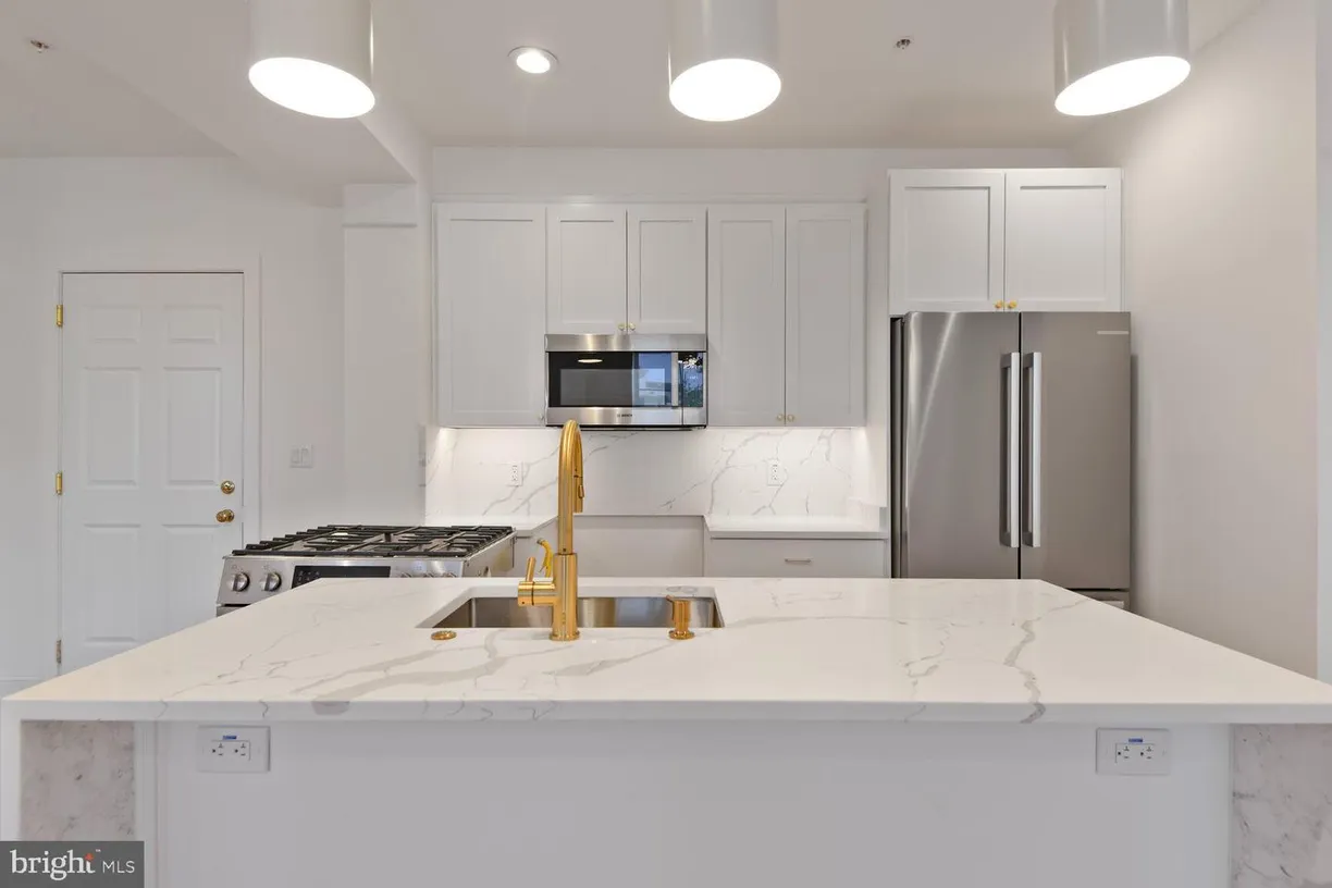 Washington Metro Area Real Estate | View 1351 Wisconsin Ave Nw, 2b | Listing