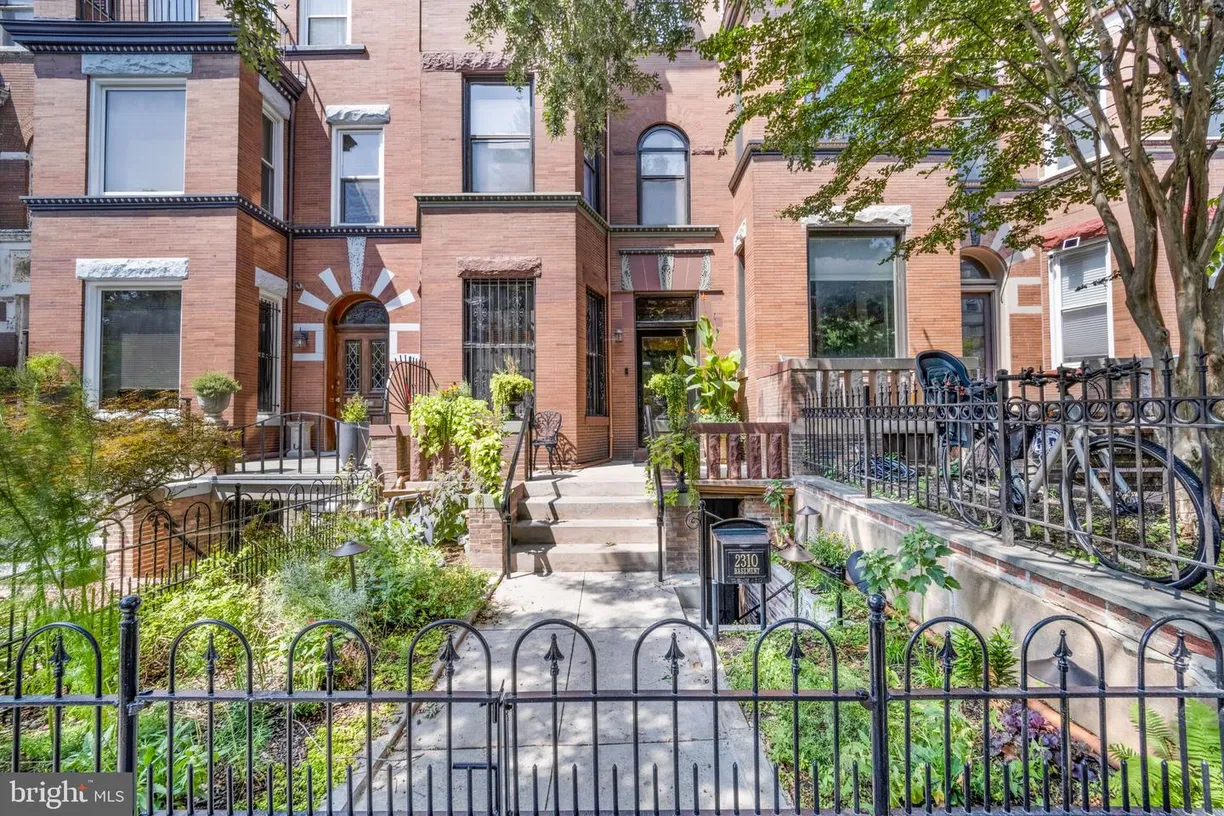 Washington Metro Area Real Estate | View 2310 1st St Nw, b | 2 Beds
