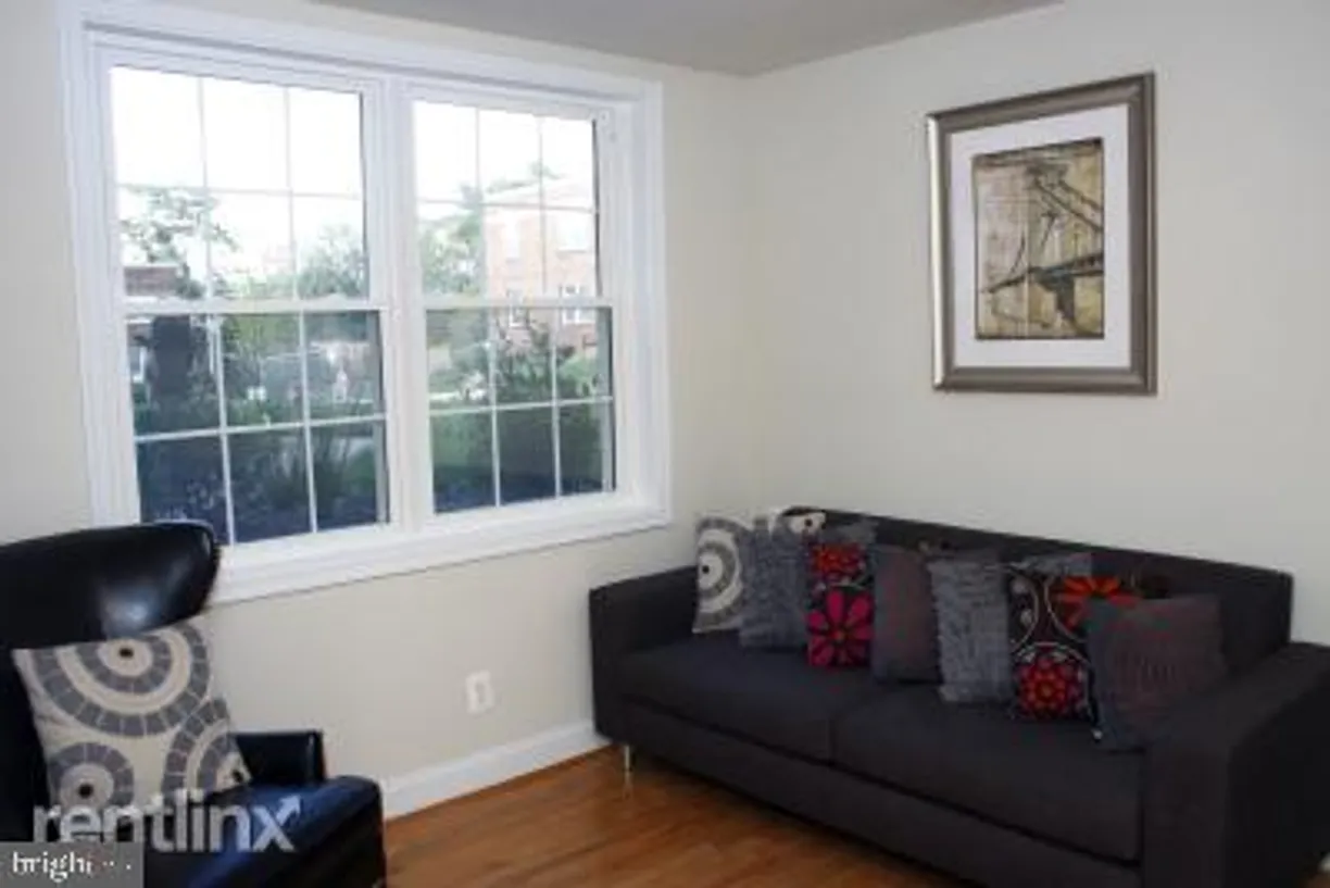 Washington Metro Area Real Estate | View 203 16th St Ne, 3 | Listing