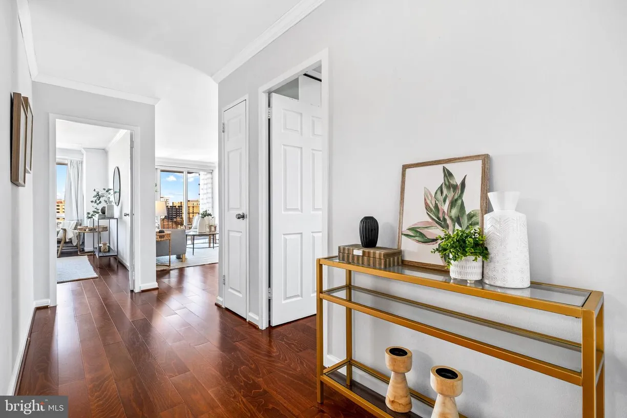 Washington Metro Area Real Estate | View 1435 4th St Sw, b812 | Listing