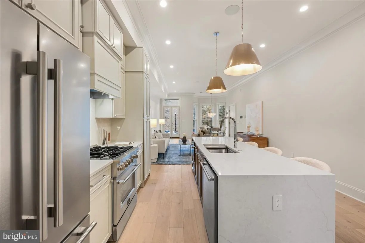 Washington Metro Area Real Estate | View 1335 11th St Nw, 104 | 2 Beds, 2 Baths
