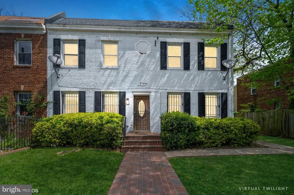 Washington Metro Area Real Estate | View 612 Mellon St Se, 202 | 2 Beds, 1 Bath