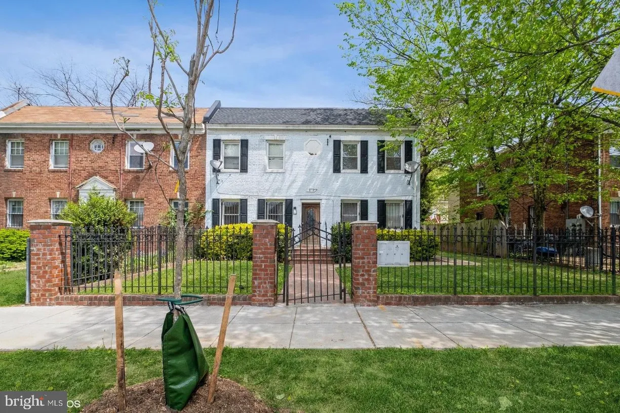 Washington Metro Area Real Estate | View 612 Mellon St Se, 202 | Listing