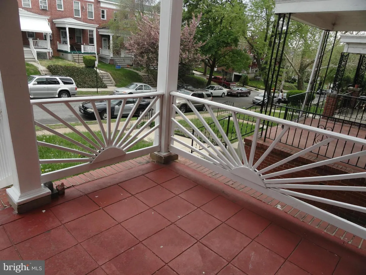 Washington Metro Area Real Estate | View 12 S Tremont Rd | Listing