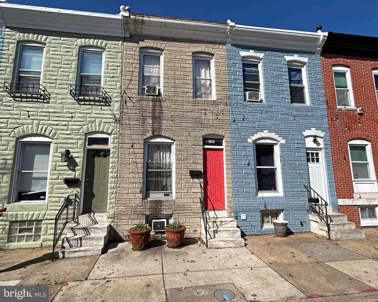 Washington Metro Area Real Estate | View 144 N Ellwood Ave | 3 Beds, 1 Bath