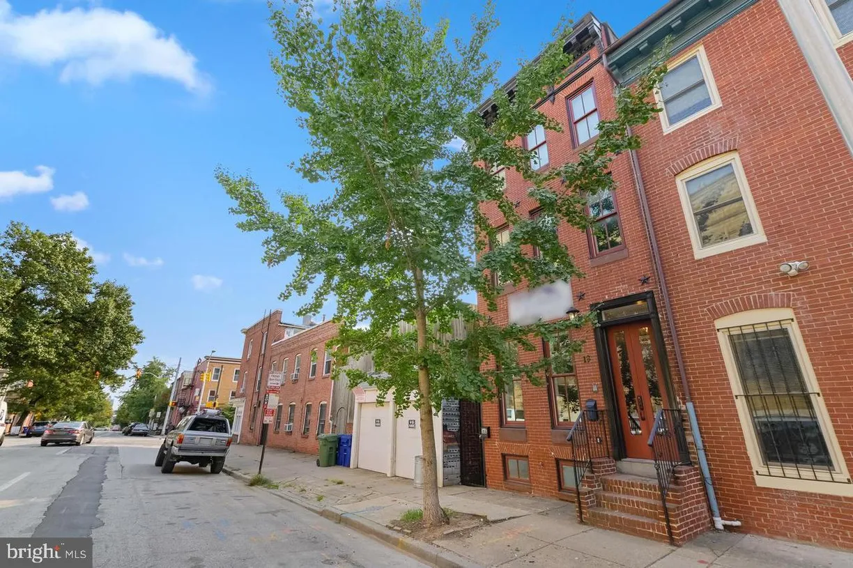 Washington Metro Area Real Estate | View 18 S Wolfe St | Listing