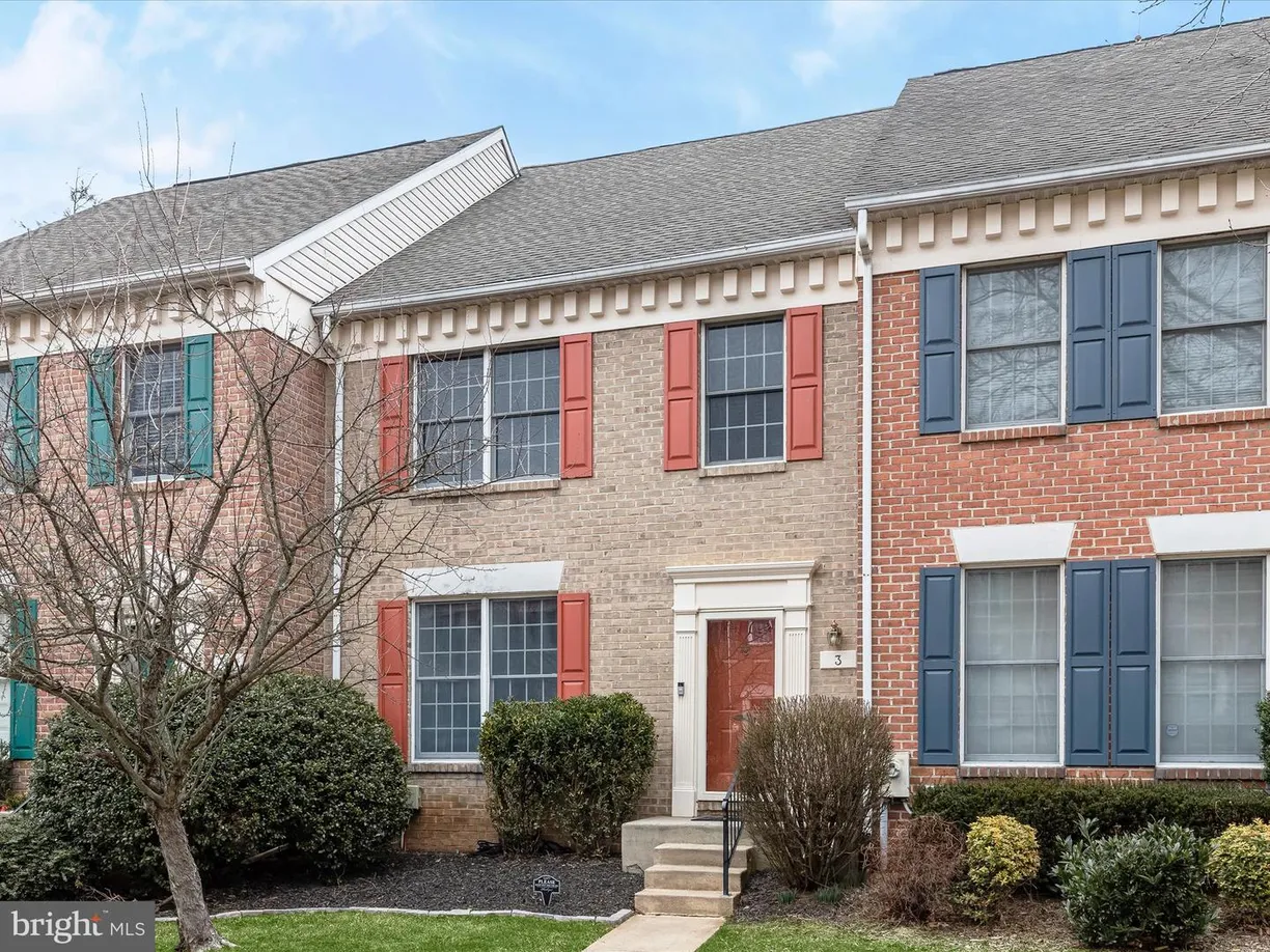 Washington Metro Area Real Estate | View 3 Tenby Ct | 3 Beds