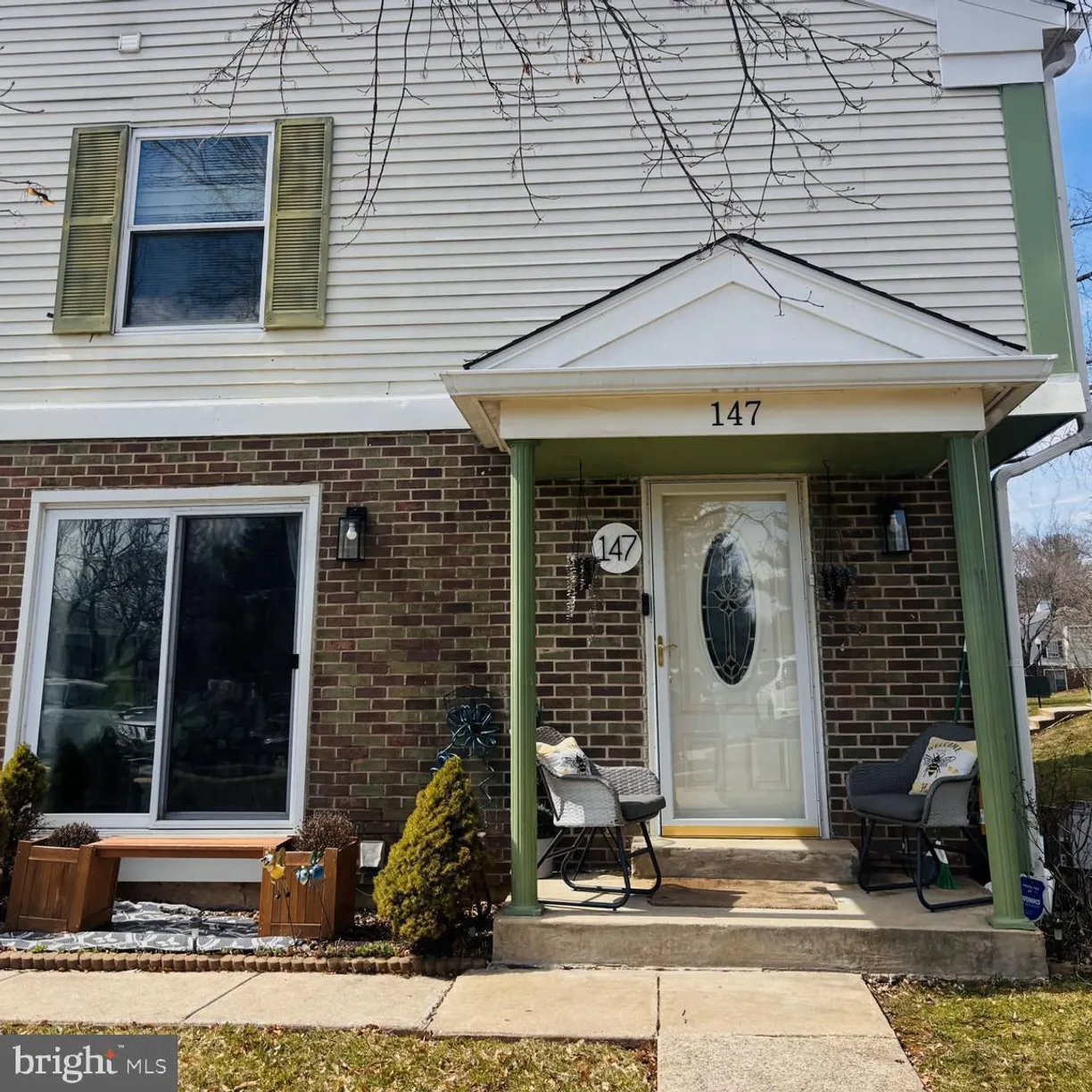 Washington Metro Area Real Estate | View  | 3 Beds, 1 Bath