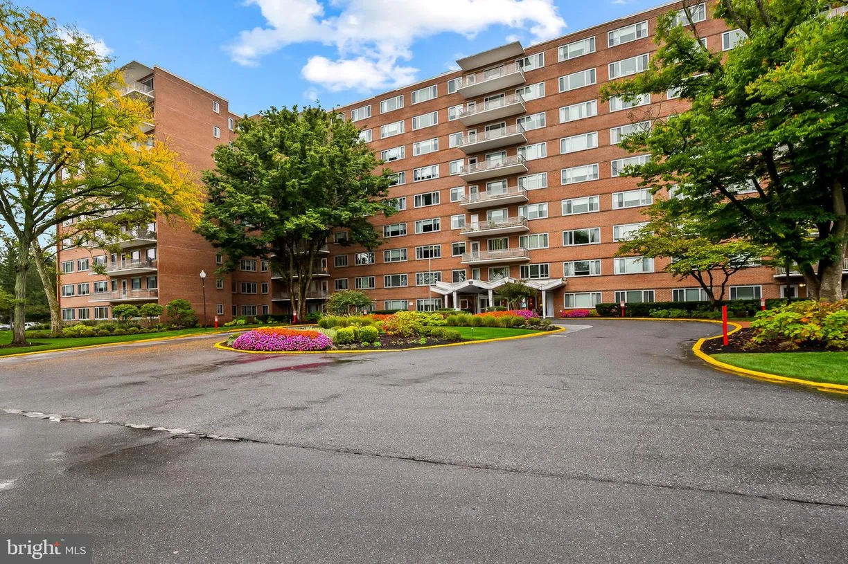 Washington Metro Area Real Estate | View 11 Slade Ave, 912 | Listing