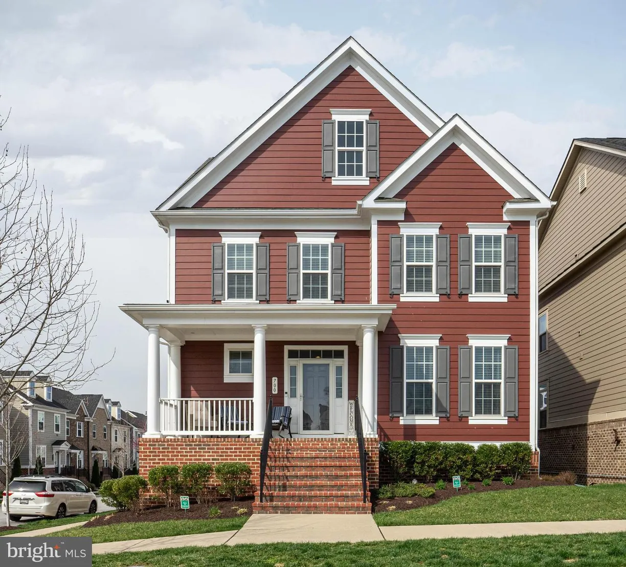 Washington Metro Area Real Estate | View 700 Colindale St | 5 Beds, 4 Baths