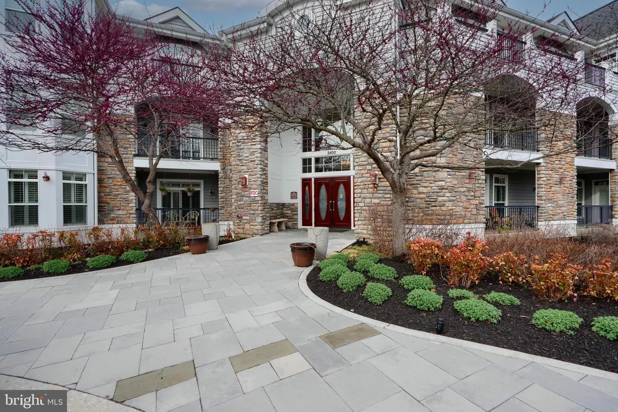 Washington Metro Area Real Estate | View 2800 Stone Cliff Dr, 410 | Listing