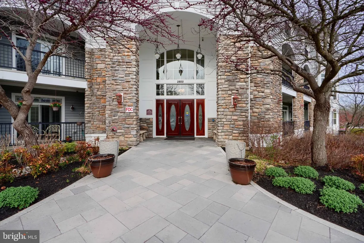 Washington Metro Area Real Estate | View 2800 Stone Cliff Dr, 410 | 2 Beds, 2 Baths