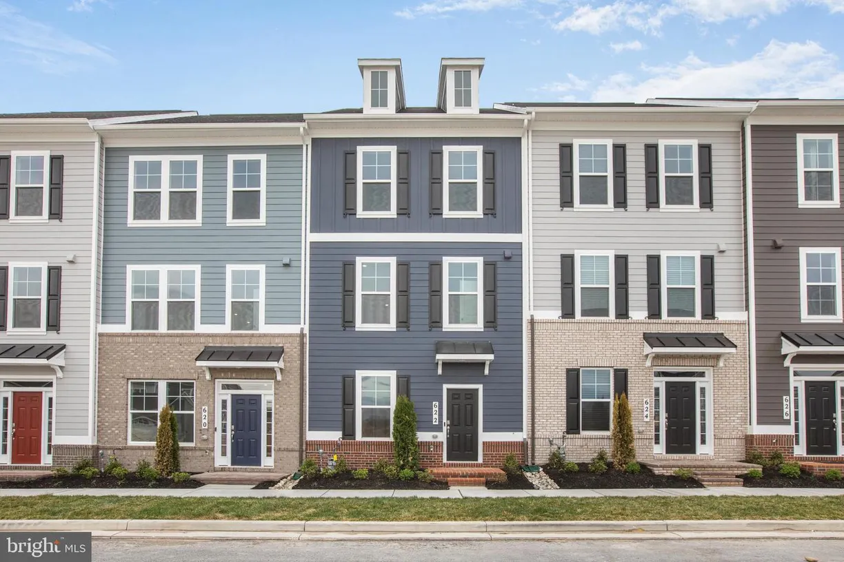 Washington Metro Area Real Estate | View 622 Barnehurst St | 4 Beds, 3 Baths
