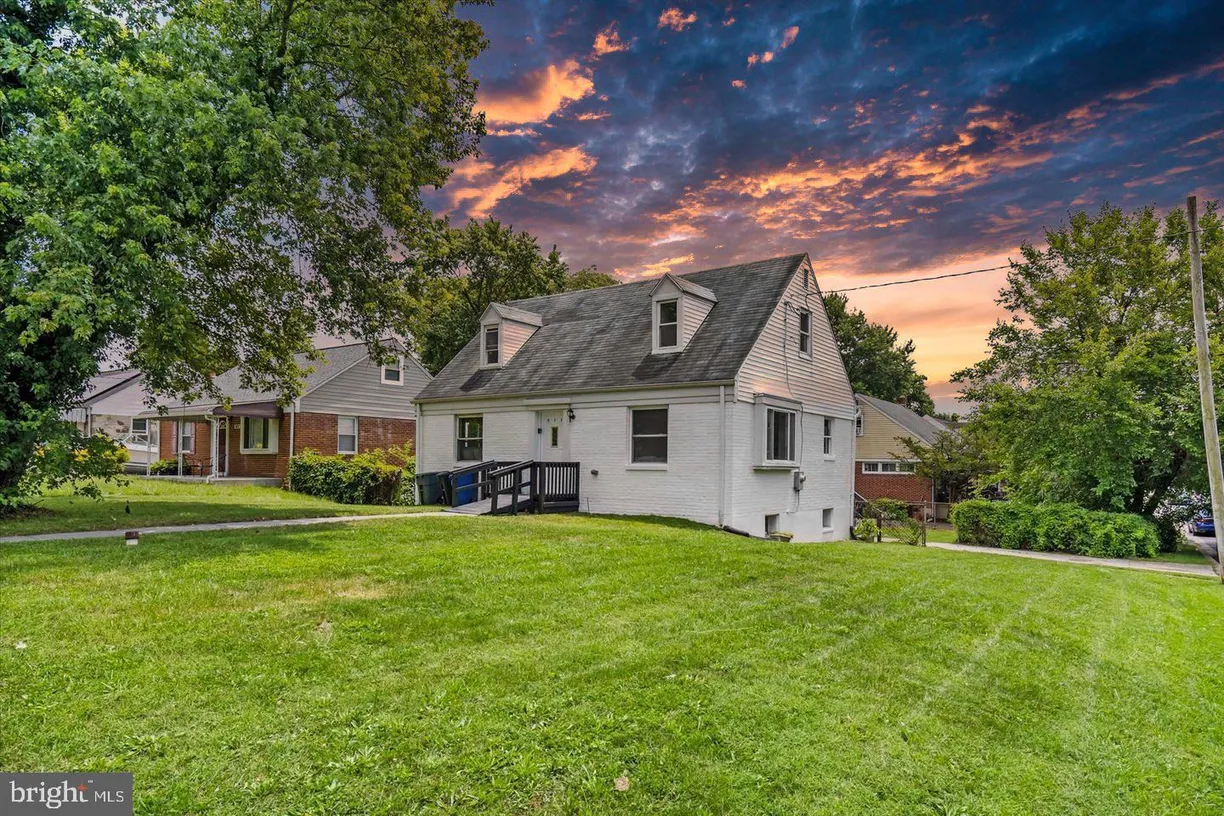 Washington Metro Area Real Estate | View 825 Milford Mill Rd | 5 Beds
