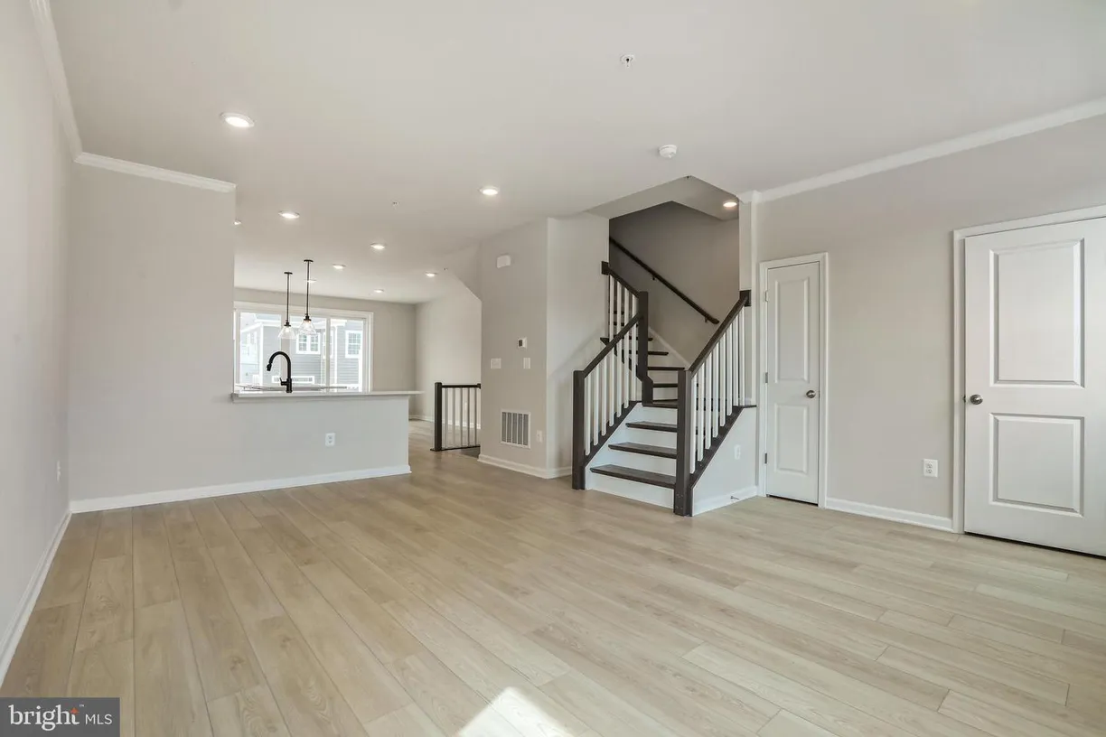 Washington Metro Area Real Estate | View 618 Barnehurst St | Listing
