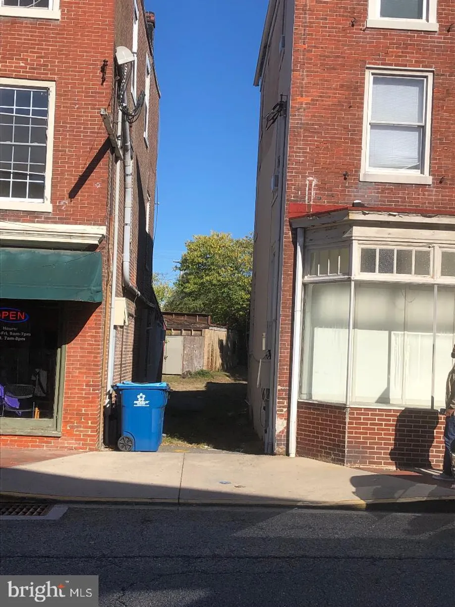 Washington Metro Area Real Estate | View 121 W Main St | Listing