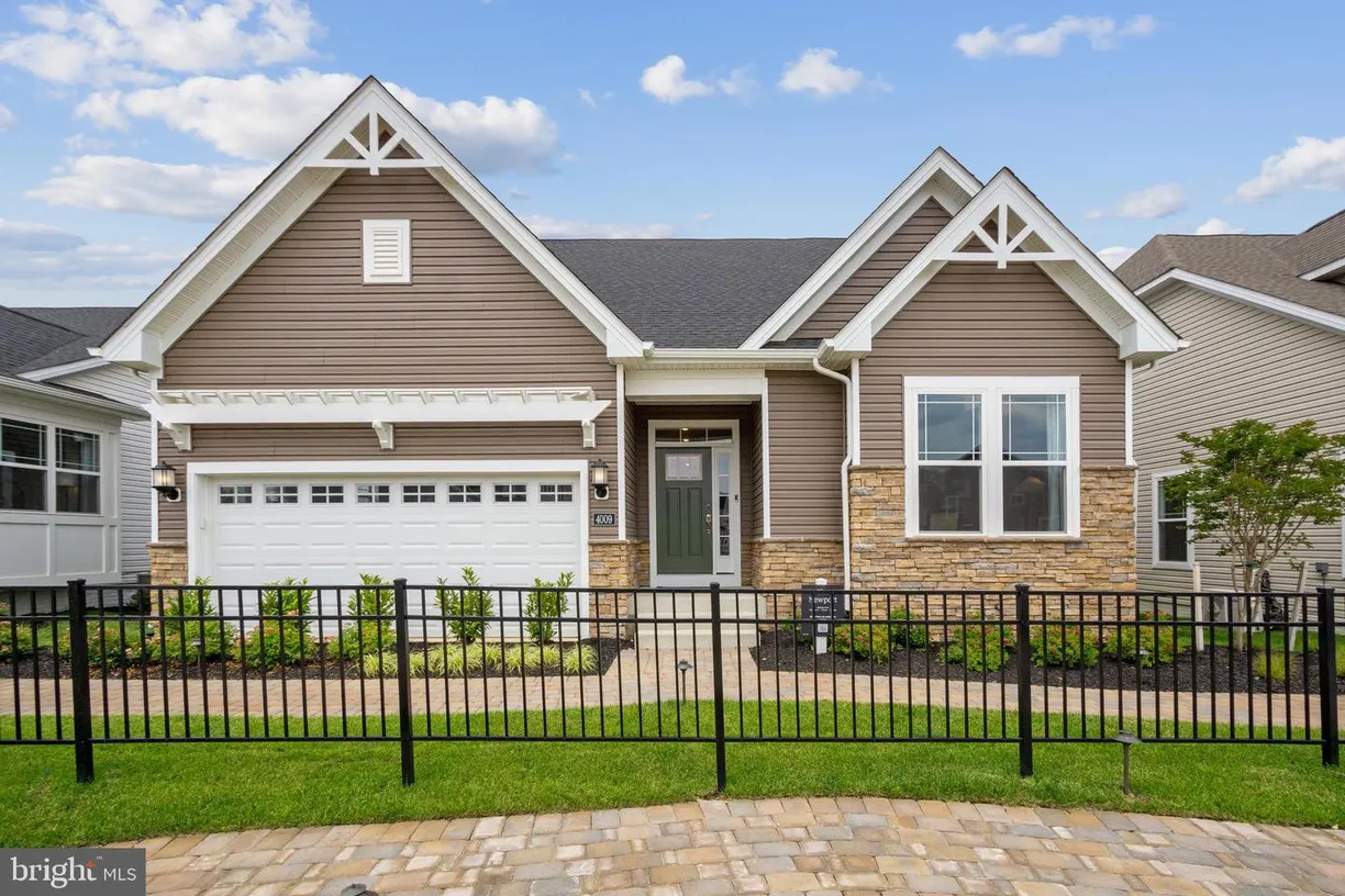 Washington Metro Area Real Estate | View 10019 Shenandoah Ln | 3 Beds, 3 Baths