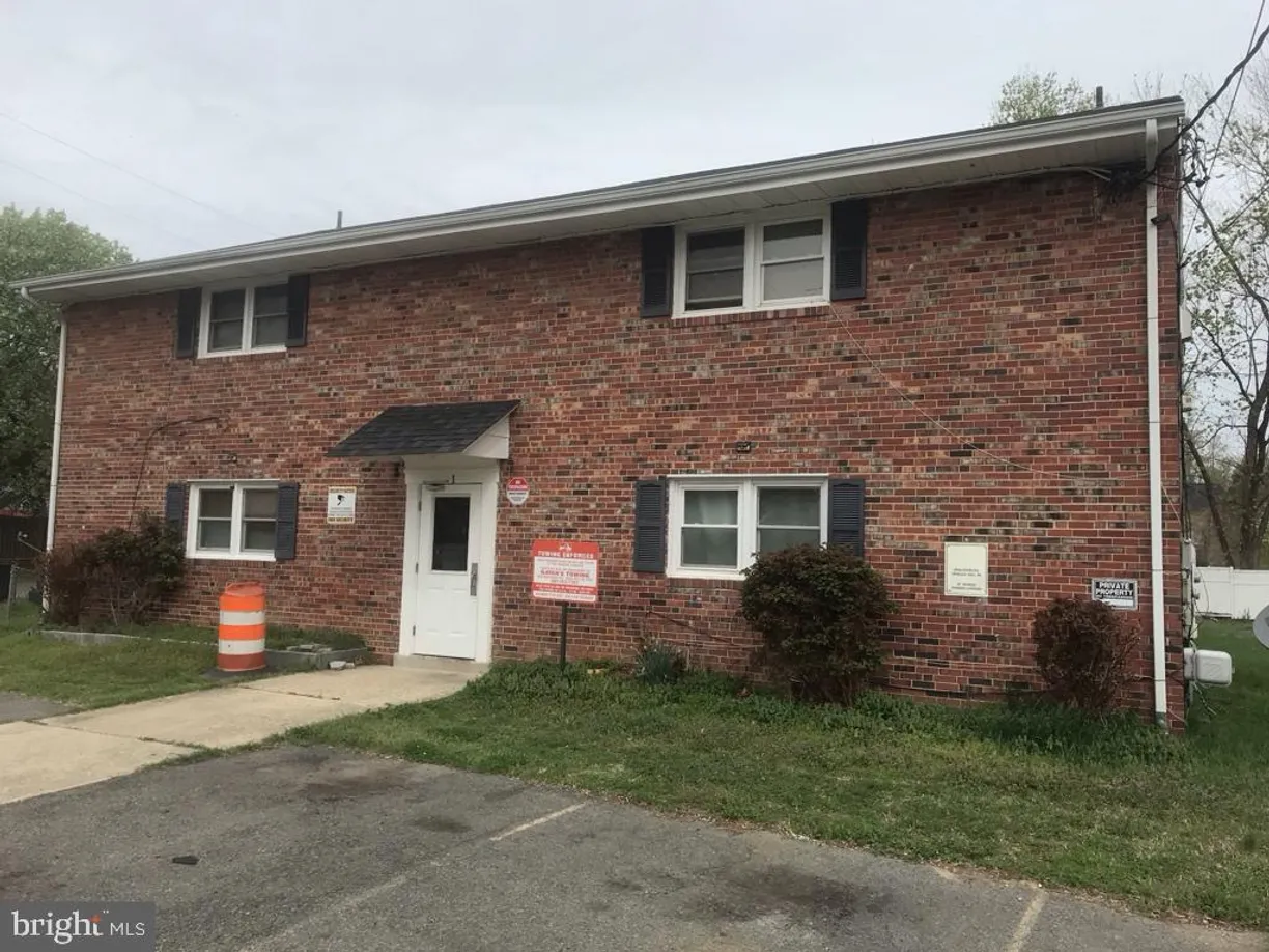 Washington Metro Area Real Estate | View 3 Oak St | 2 Beds