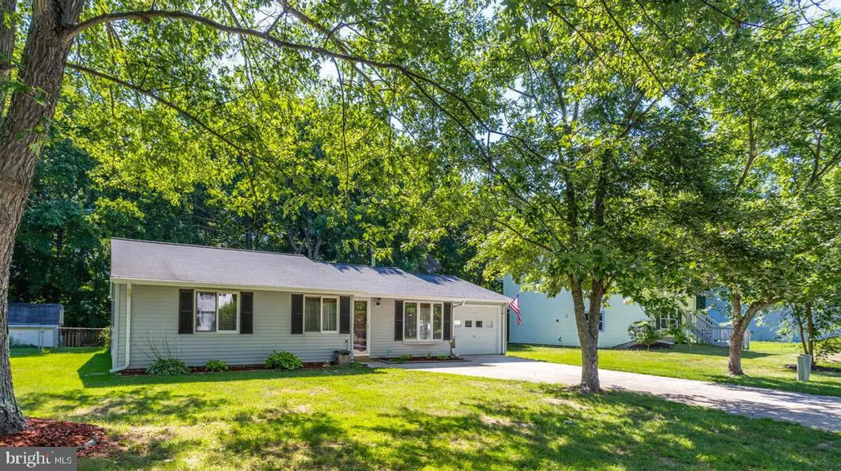 Washington Metro Area Real Estate | View 29 Tadcaster Cir | 3 Beds, 1 Bath