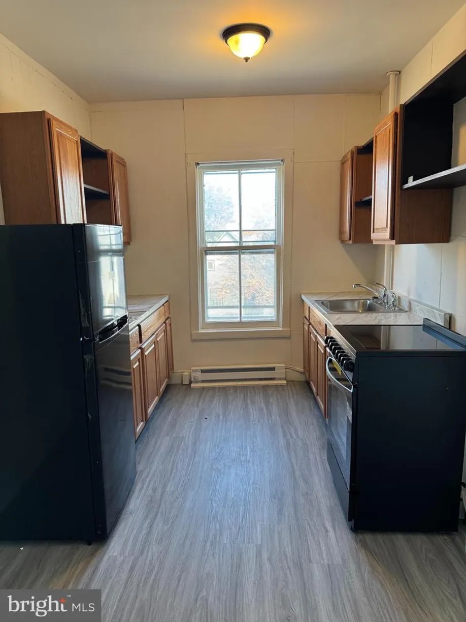 Washington Metro Area Real Estate | View 613 N Market St, 2 | 2 Beds