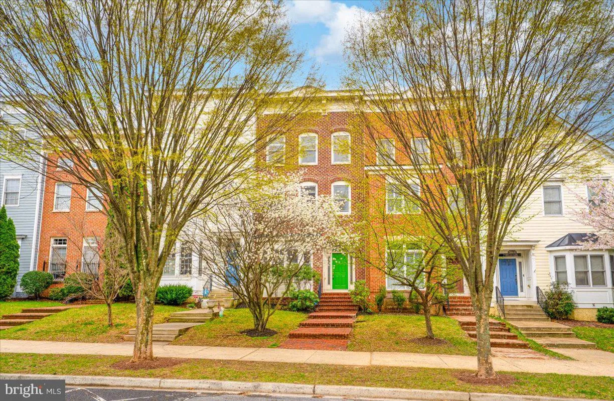 Washington Metro Area Real Estate | View 3858 Carriage Hill Dr | Listing