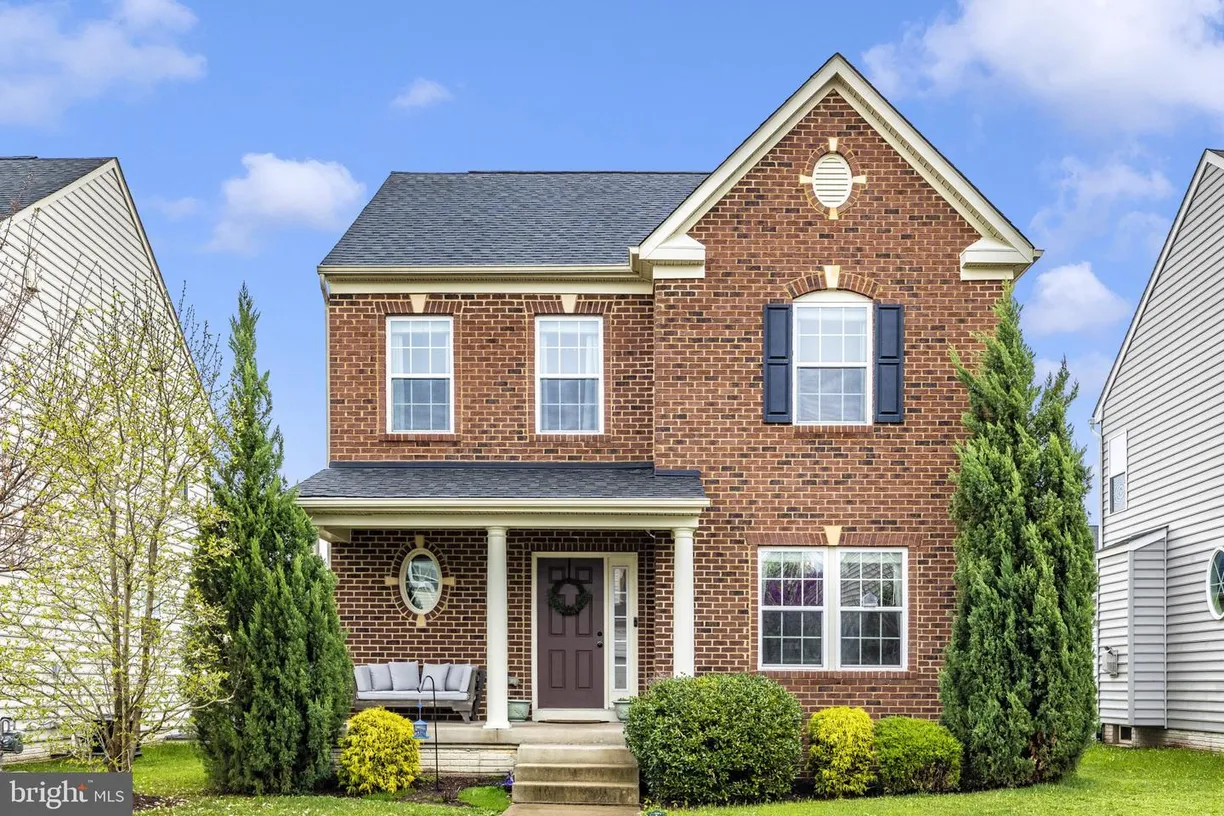 Washington Metro Area Real Estate | View 1912 Regiment Way | 3 Beds, 3 Baths