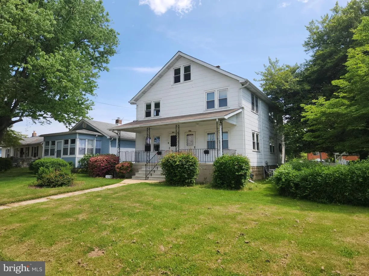 Washington Metro Area Real Estate | View 714-716 Revolution St | 6 Beds, 2 Baths