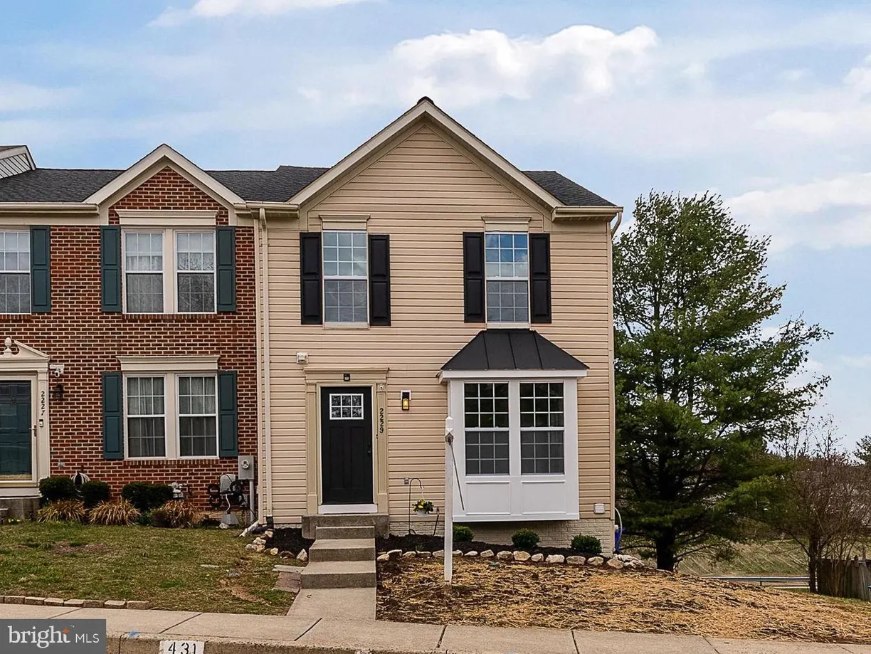 Washington Metro Area Real Estate | View 2229 Hunters Chase | 4 Beds, 3 Baths