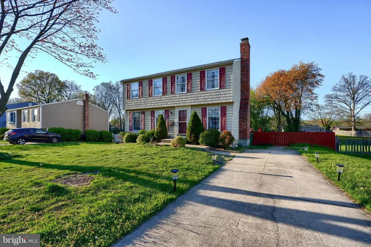Washington Metro Area Real Estate | View 673 Towne Center Dr | Listing