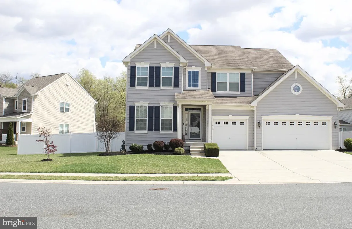 Washington Metro Area Real Estate | View 1307 N Sewards Ct | 7 Beds, 4 Baths