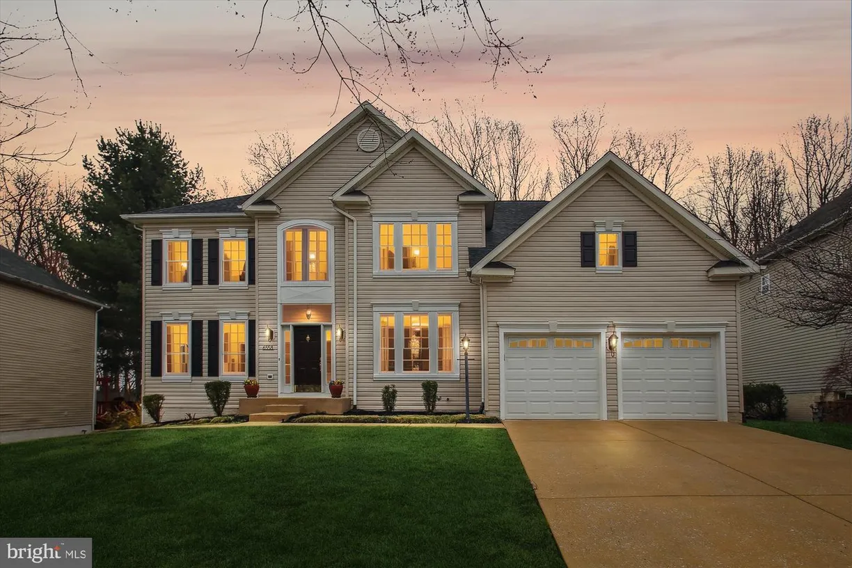Washington Metro Area Real Estate | View 6558 River Run | 5 Beds, 3 Baths