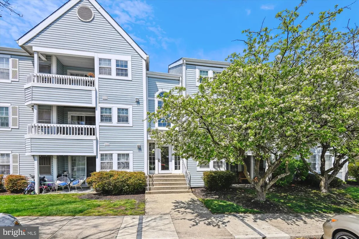 Washington Metro Area Real Estate | View 8369 Montgomery Run Rd, j | 2 Beds, 2 Baths