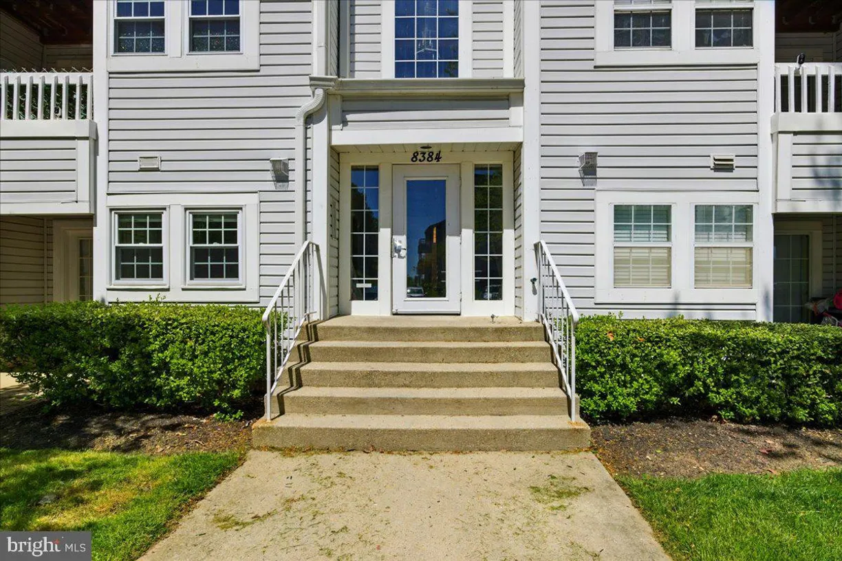 Washington Metro Area Real Estate | View 8384 Montgomery Run Rd, b | 3 Beds, 2 Baths