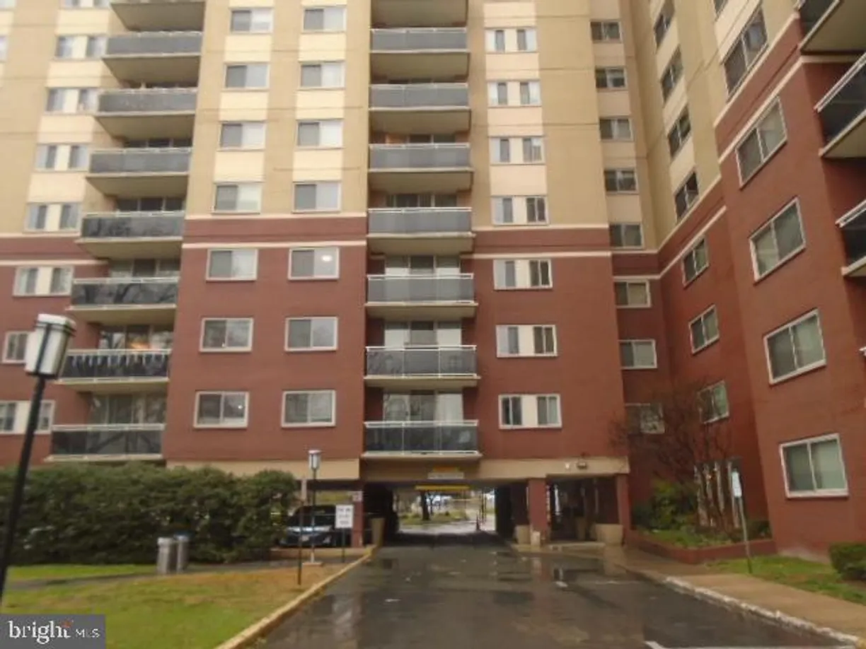 Washington Metro Area Real Estate | View 7333 New Hampshire Ave, 1107 | 1 Bath