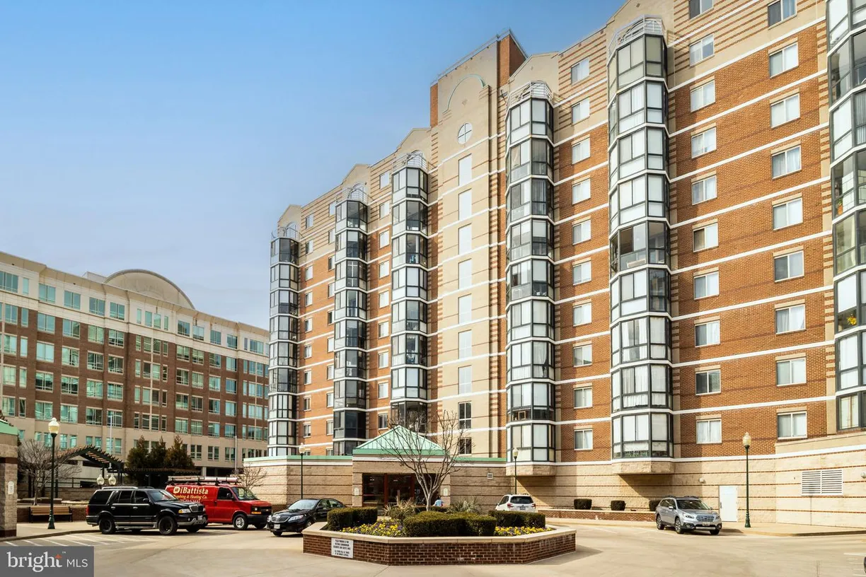 Washington Metro Area Real Estate | View 24 Courthouse Sq, 311 | 1 Bed, 1 Bath