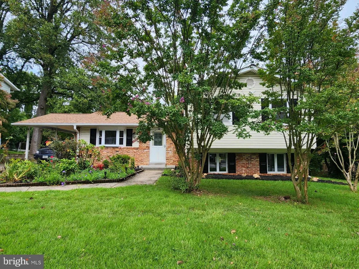 Washington Metro Area Real Estate | View 1330 Mimosa Ln | 4 Beds
