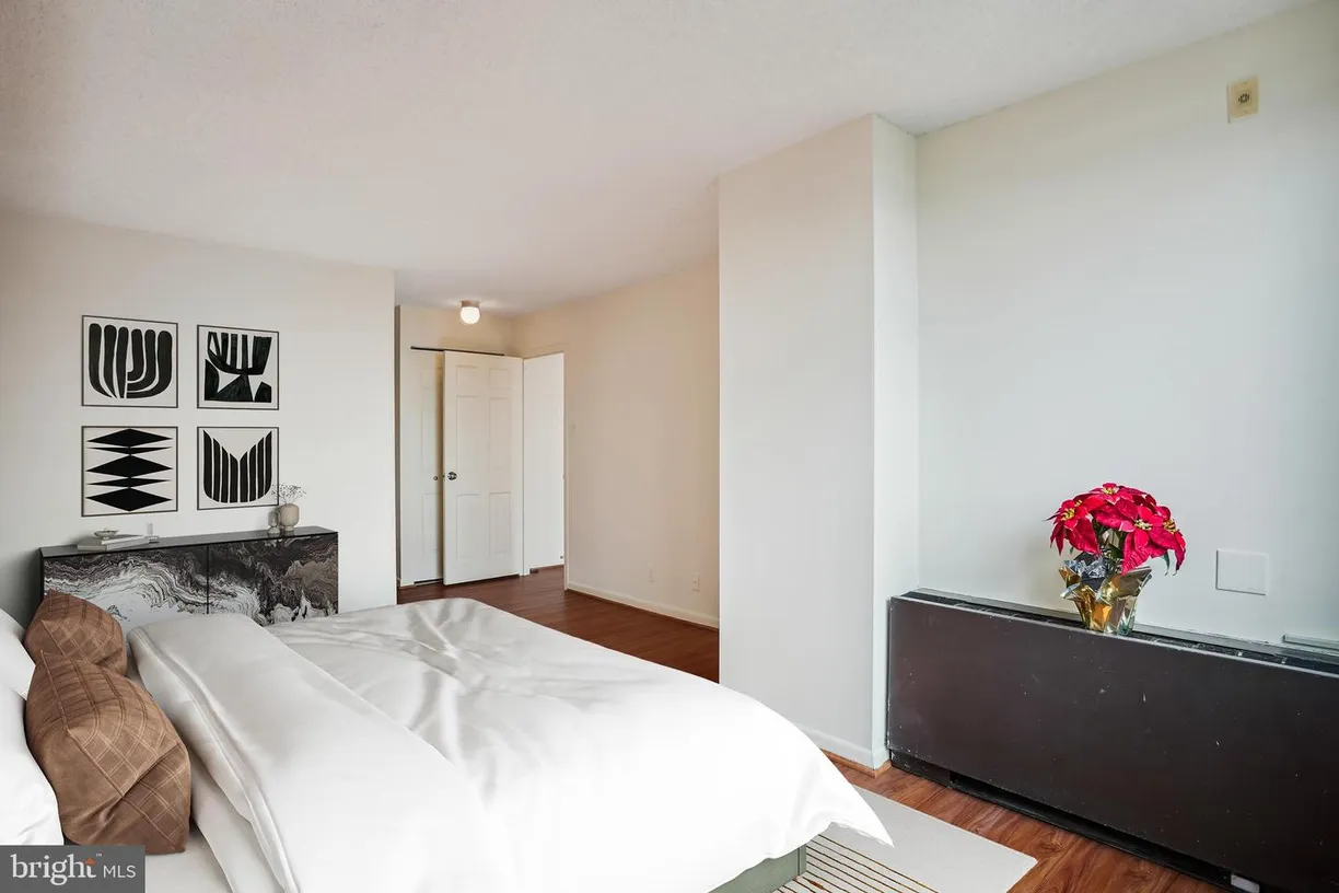 Washington Metro Area Real Estate | View 4601 N Park Ave Ave, 1821 | Listing