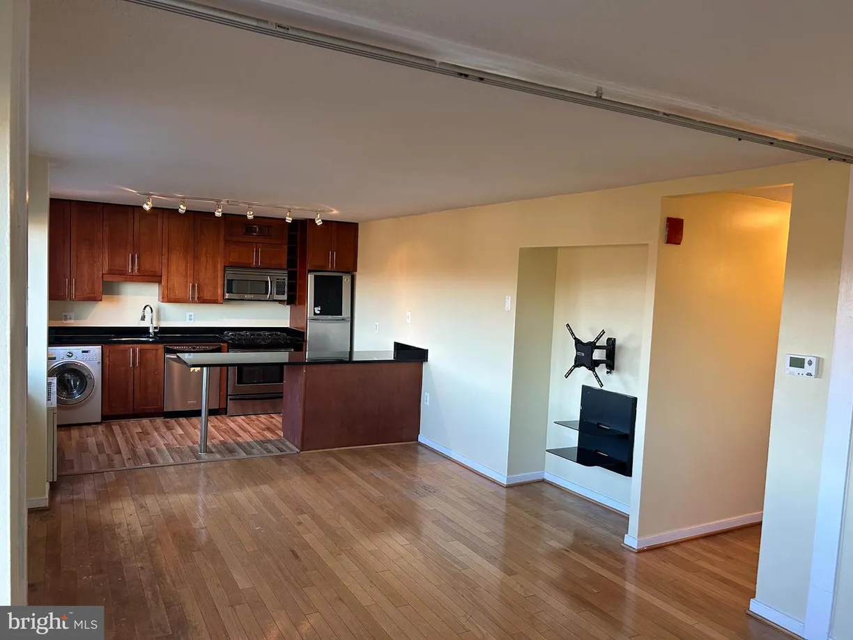 Washington Metro Area Real Estate | View 7333 New Hampshire Ave, 1107-n | 1 Bath