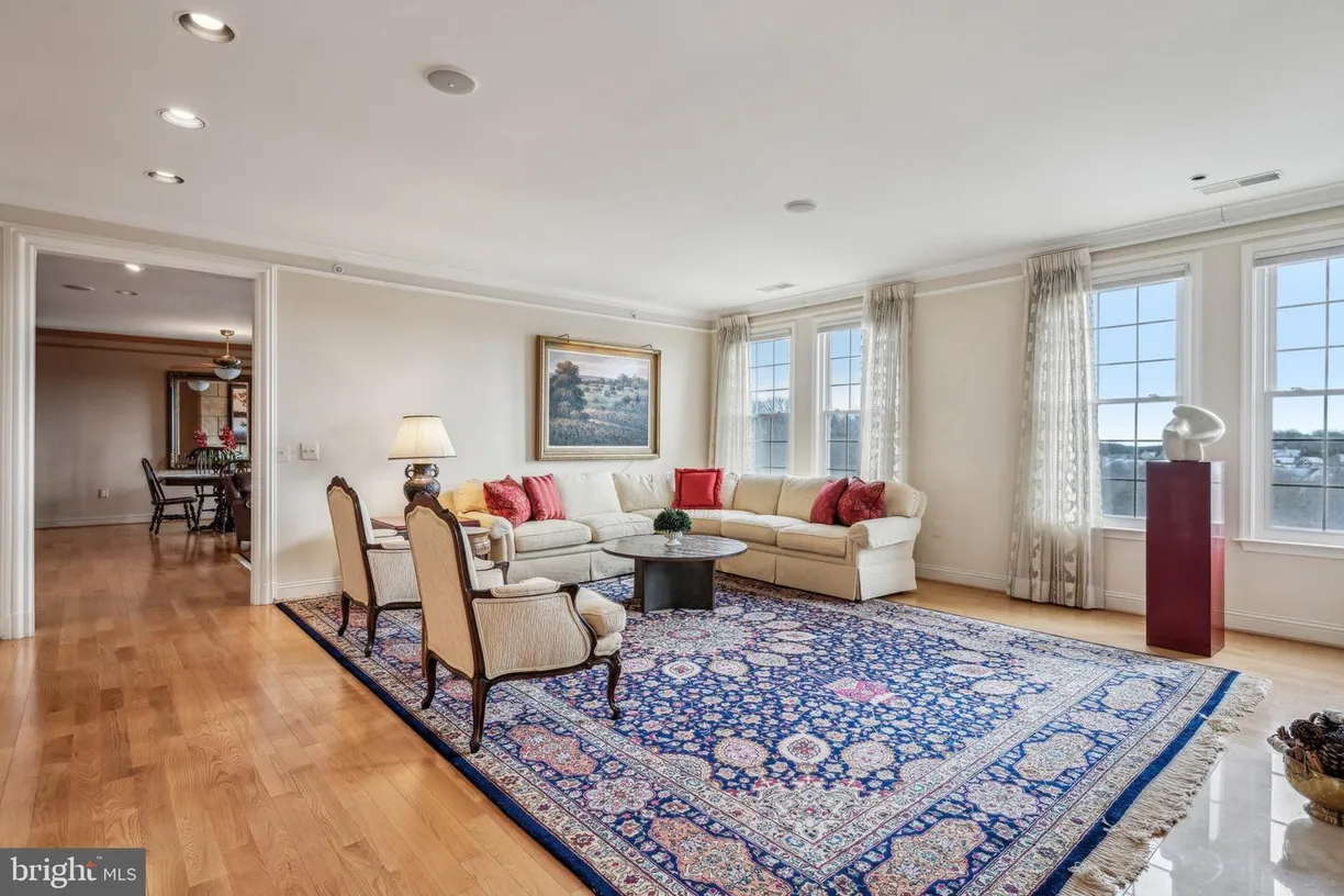 Washington Metro Area Real Estate | View 701 Fallsgrove Dr, 408 | Listing