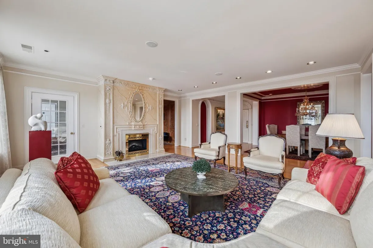 Washington Metro Area Real Estate | View 701 Fallsgrove Dr, 408 | 4 Beds, 3 Baths