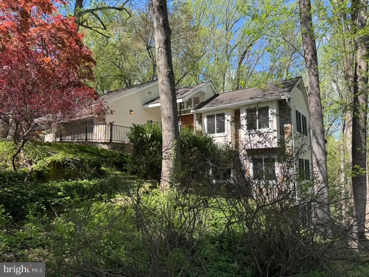 Washington Metro Area Real Estate | View 8501 River Rock Ter | 4 Beds, 3 Baths