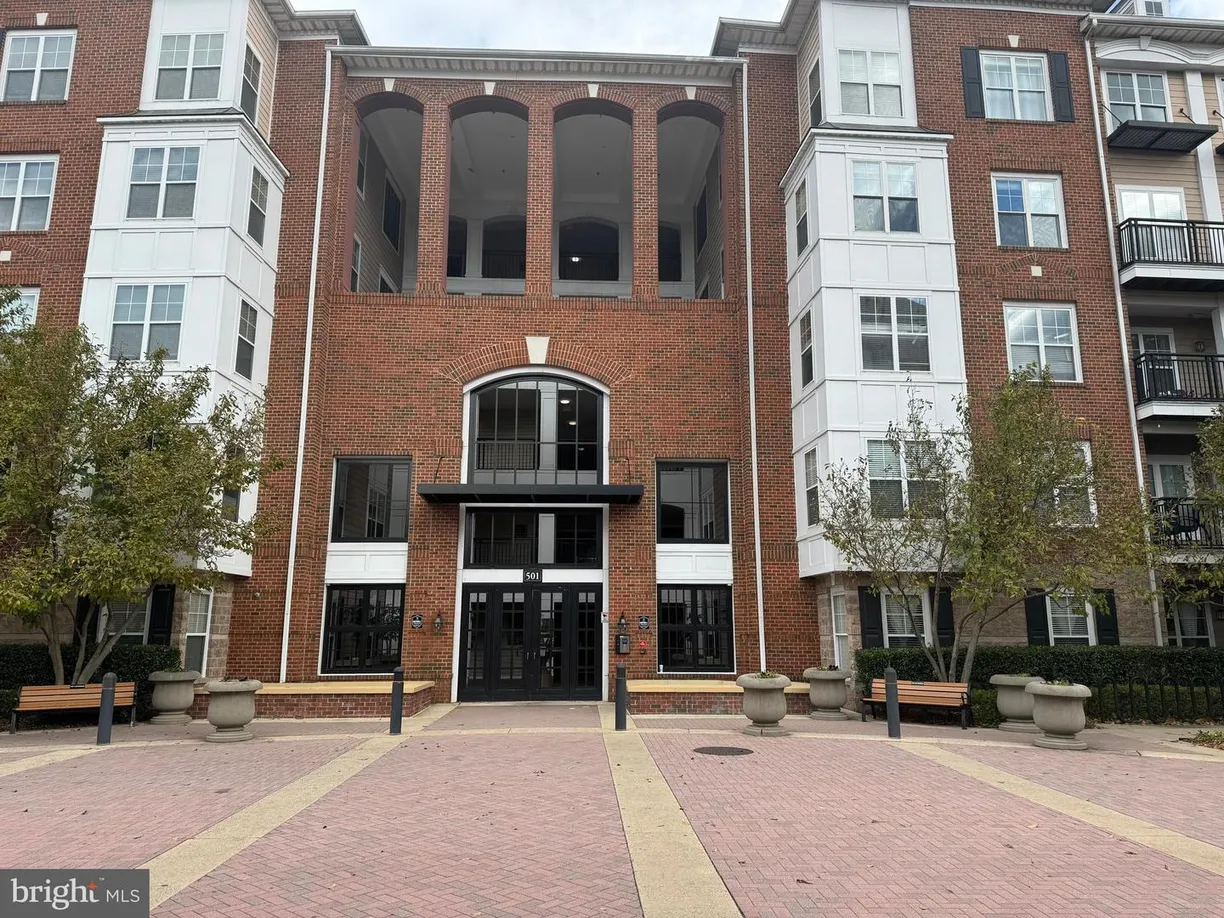Washington Metro Area Real Estate | View 501 Hungerford Dr, 310 | 1 Bed