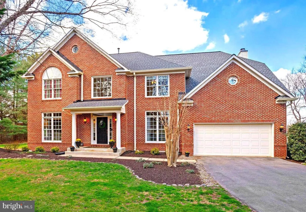 Washington Metro Area Real Estate | View 13917 Darnestown Rd | 5 Beds, 4 Baths