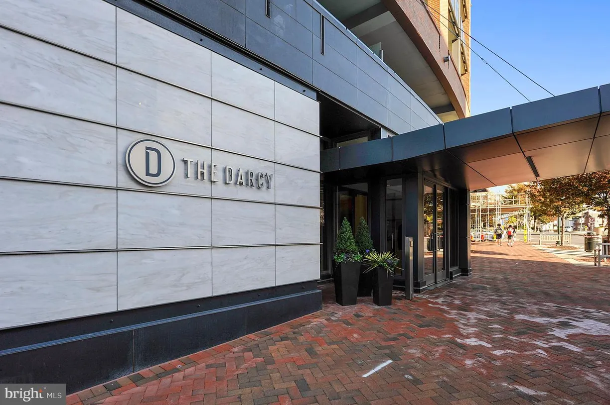 Washington Metro Area Real Estate | View 7171 Woodmont Ave, 205 | Listing