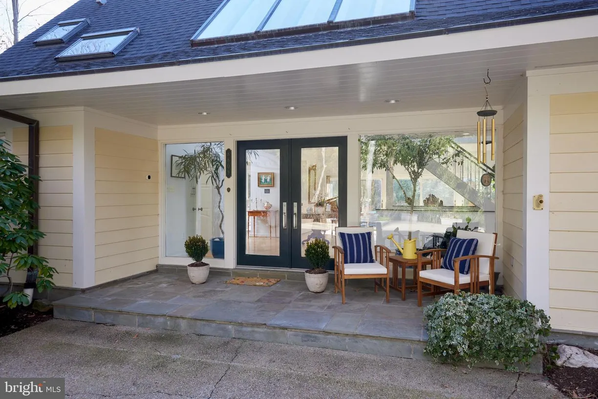 Washington Metro Area Real Estate | View 8609 Darby Pl | Listing