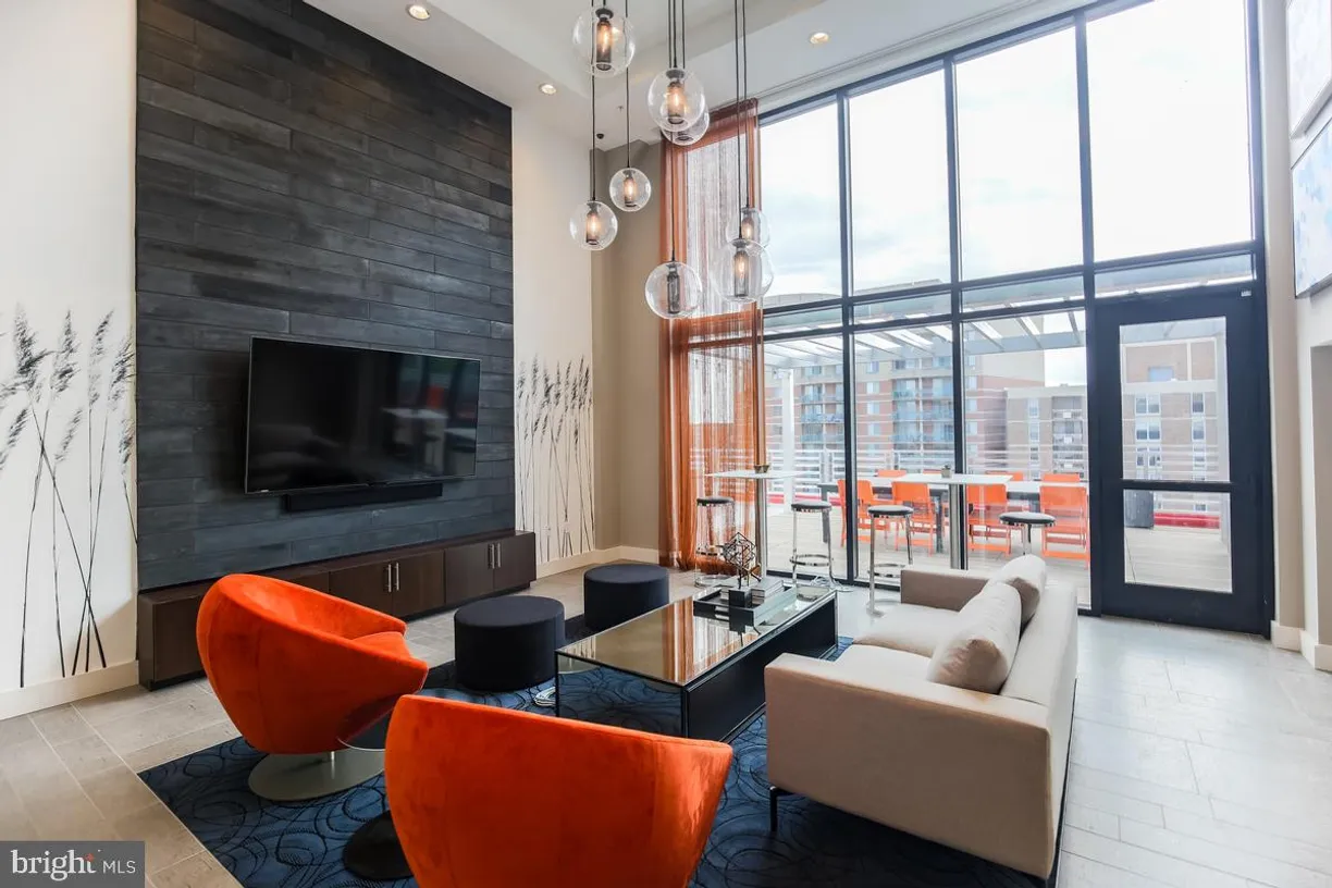 Washington Metro Area Real Estate | View 1320 Fenwick Ln, 800 | 2 Beds, 2 Baths
