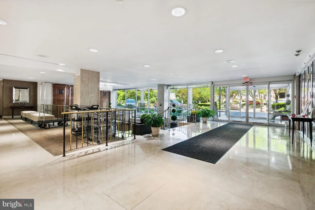 Washington Metro Area Real Estate | View 1900 Lyttonsville Rd, 819 | Listing